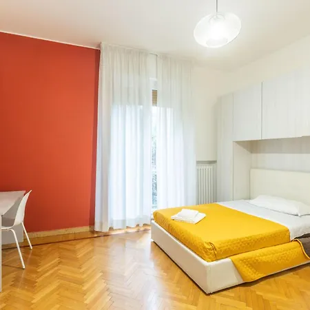 Apartment La Finestra Sul Centro, By Short Holidays
