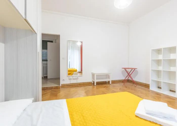 La Finestra Sul Centro, By Short Holidays